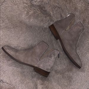 Steve Madden booties